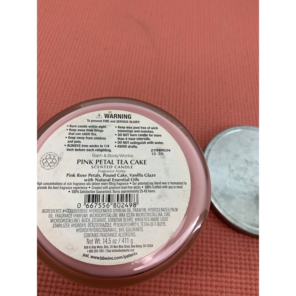 Bath & Body Works Pink Petal Tea Cake 3 Wick Candle 14.5 Oz - Picture 4 of 4
